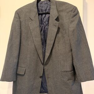Hugo Boss Navy and White Patterned Sport Coat